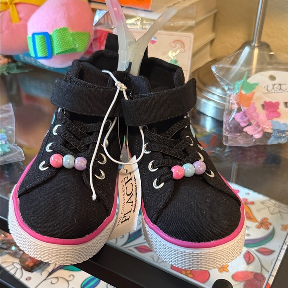 The Children's Place Black Sneakers with Colorful Designs - Picture 2 of 5